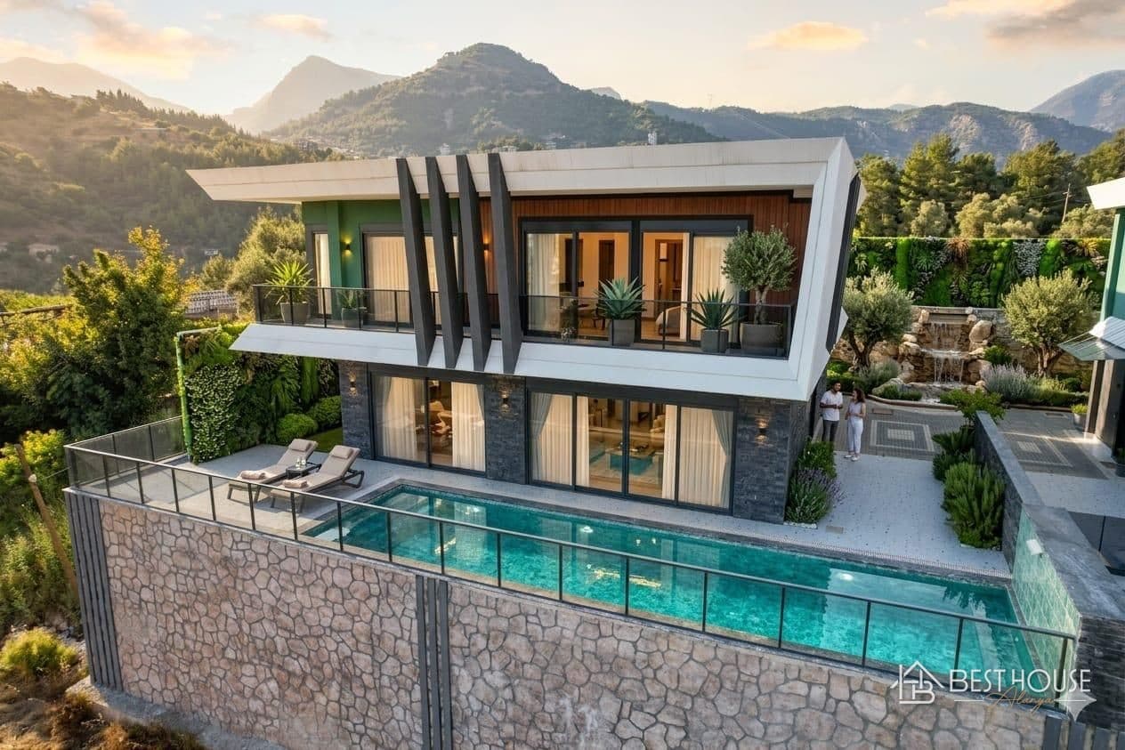 Luxury Sea View 4+1 Villa in Alanya Oba