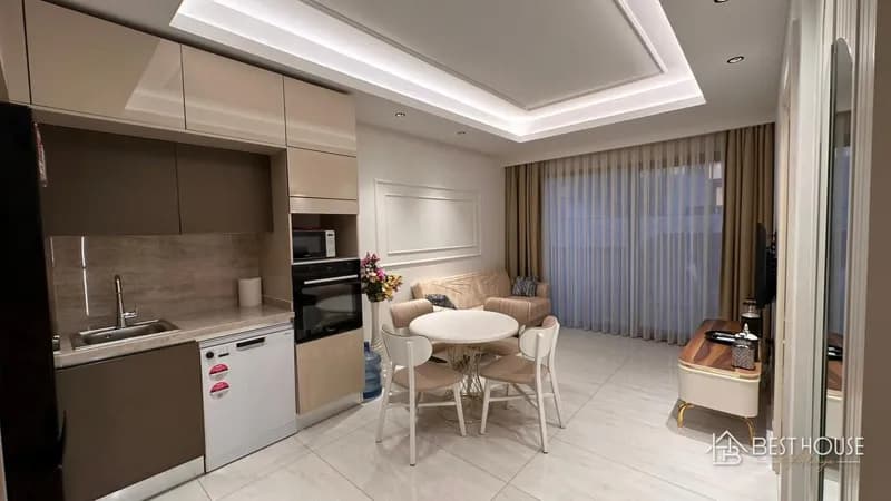 Furnished 1+1 Apartment in Seafront Complex in Alanya Mahmutlar