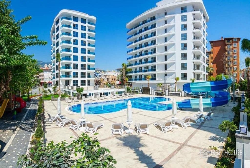 Furnished 1+1 Apartment for Rent Near Cleopatra Beach in Alanya
