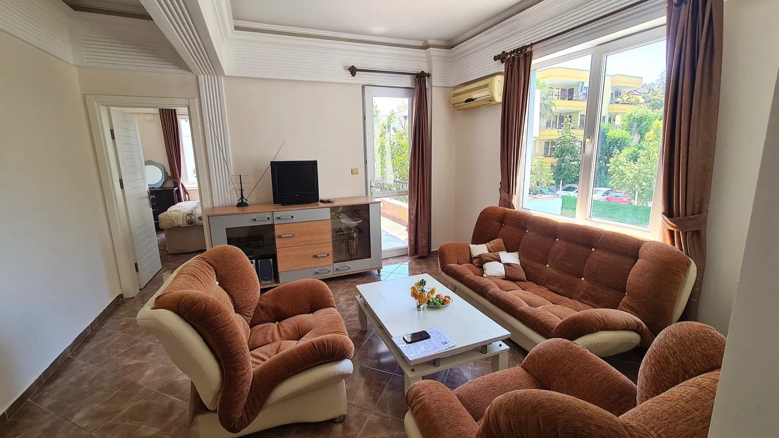 Furnished 1+1 Apartment Near the Sea in Alanya — photo 1