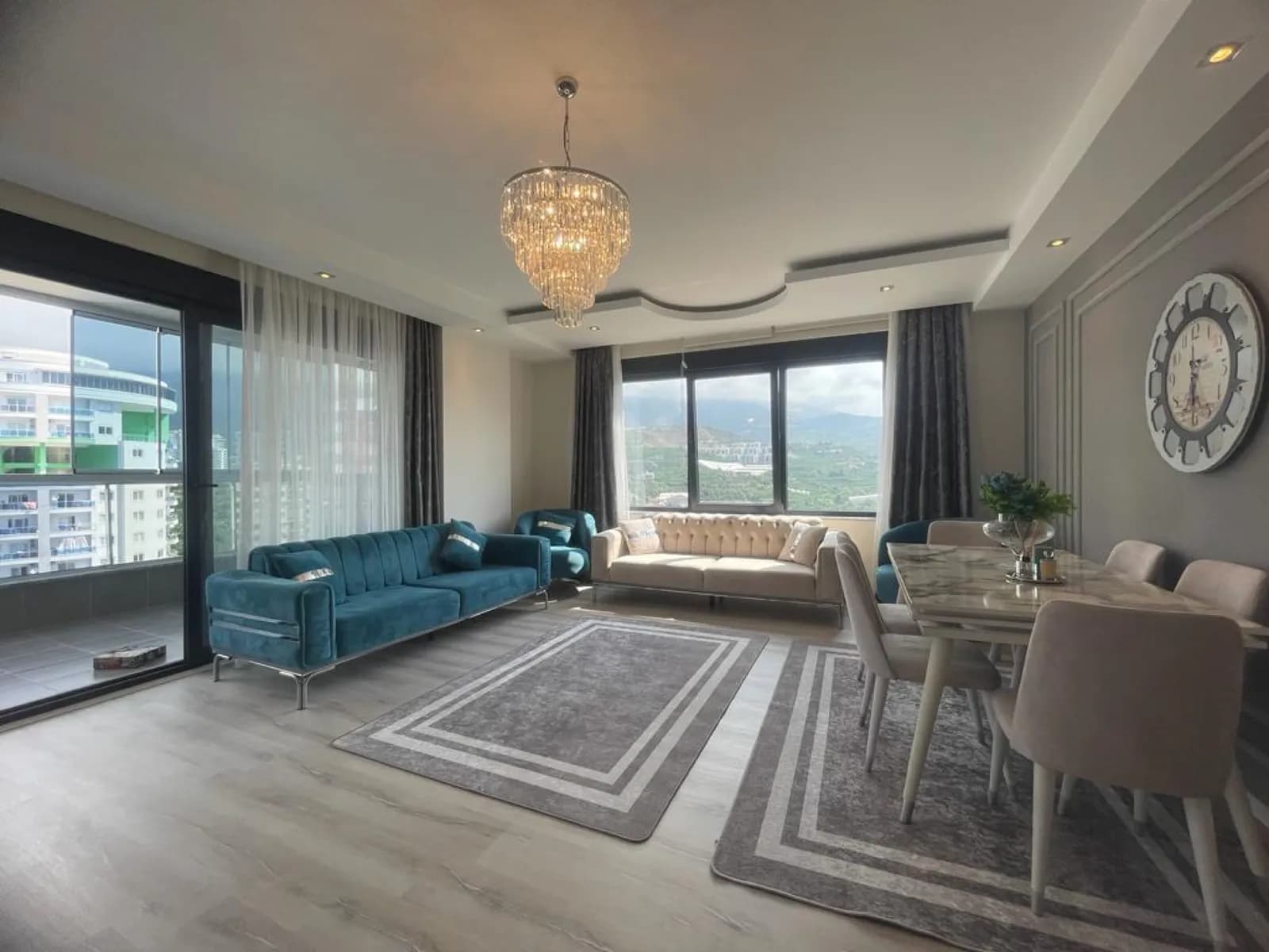 Furnished 4+1 Apartment 200m To The Sea In Mahmutlar — photo 1