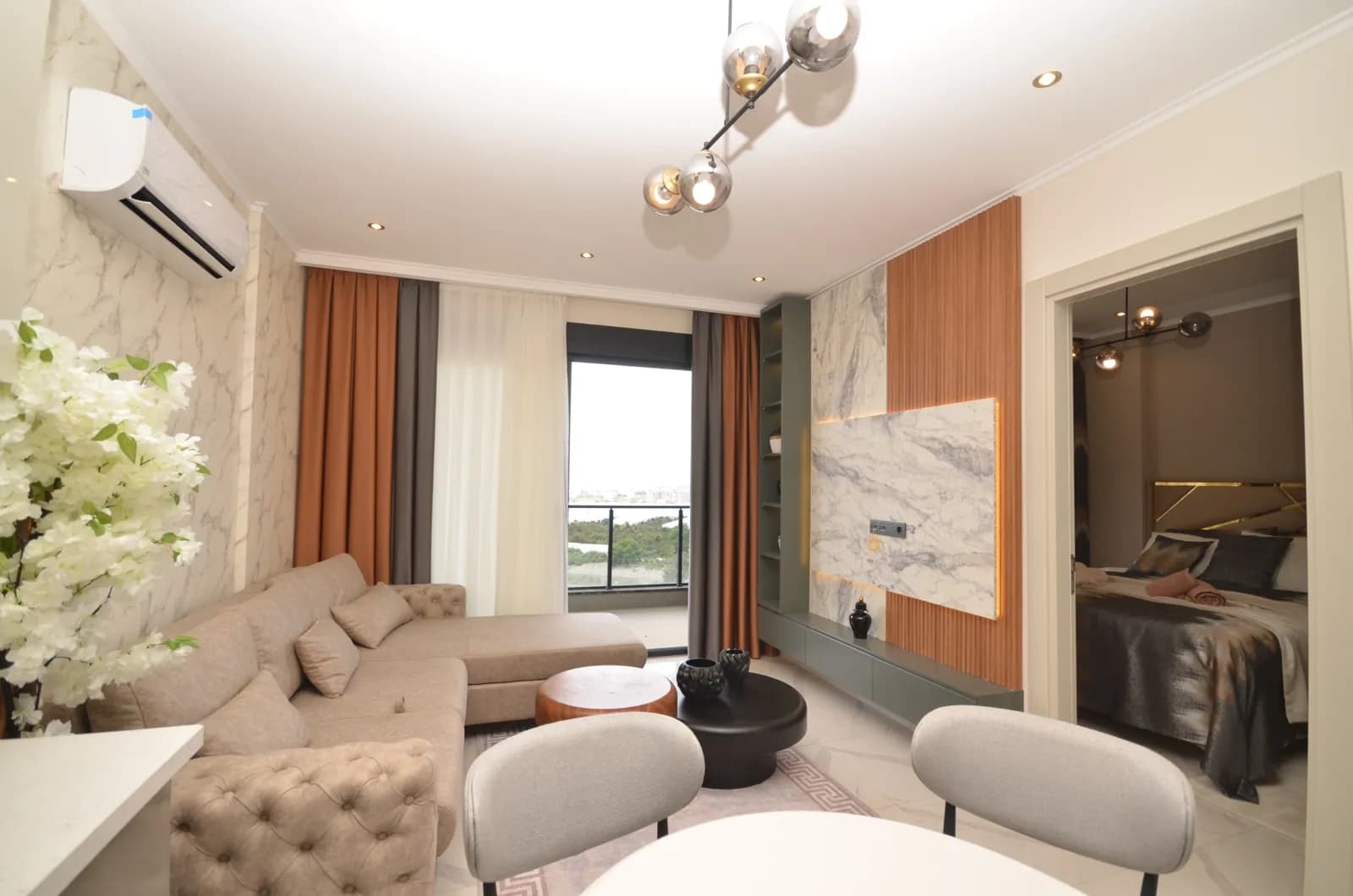 Ultra-Luxury Fully Furnished 1+1 Apartment With Sea View In Alanya Demirtaş — photo 1