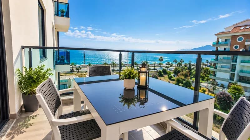 Seafront Furnished 2+1 Apartment in Alanya Kestel — photo 1