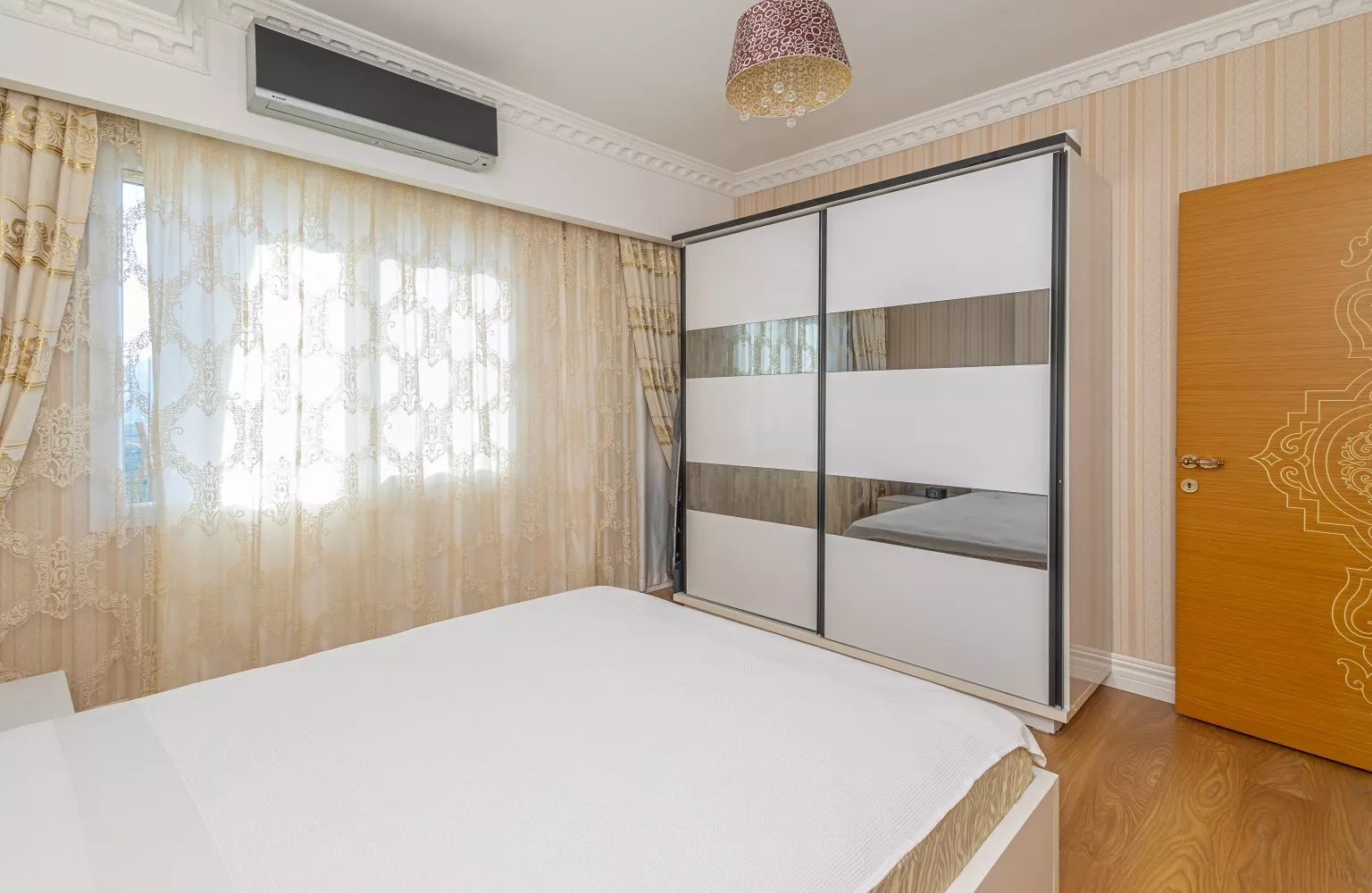 1495e40a-ef07-46ca-94c4-e8ccbae97381