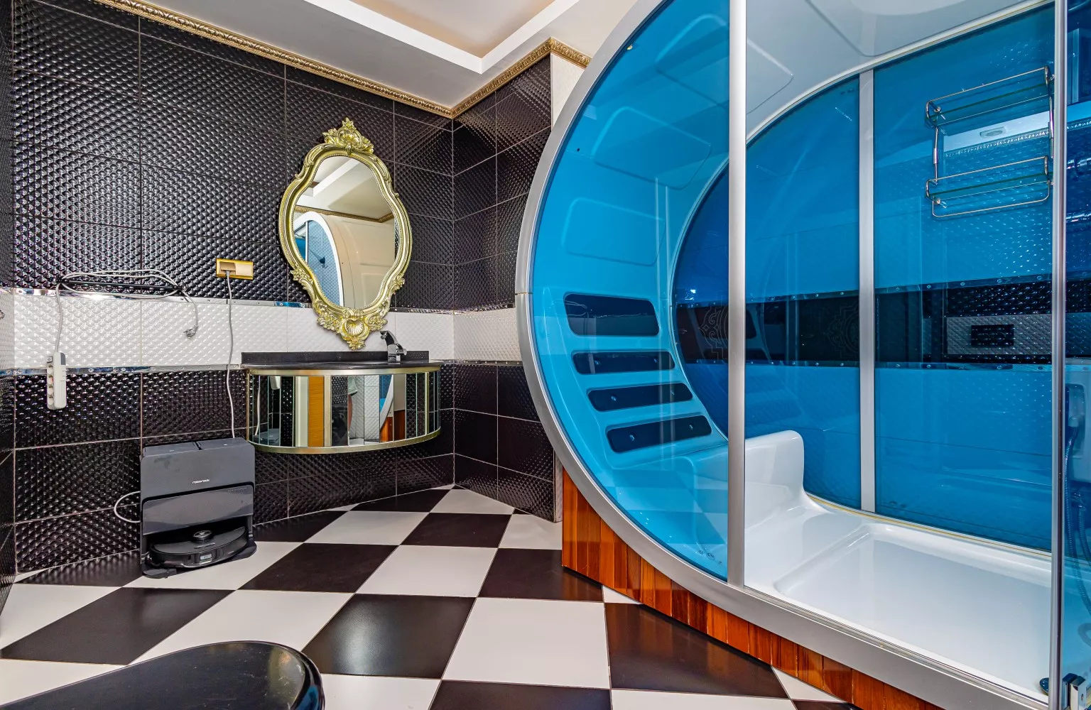 1d53f86e-5fd0-4881-9e87-4cb441523f9e