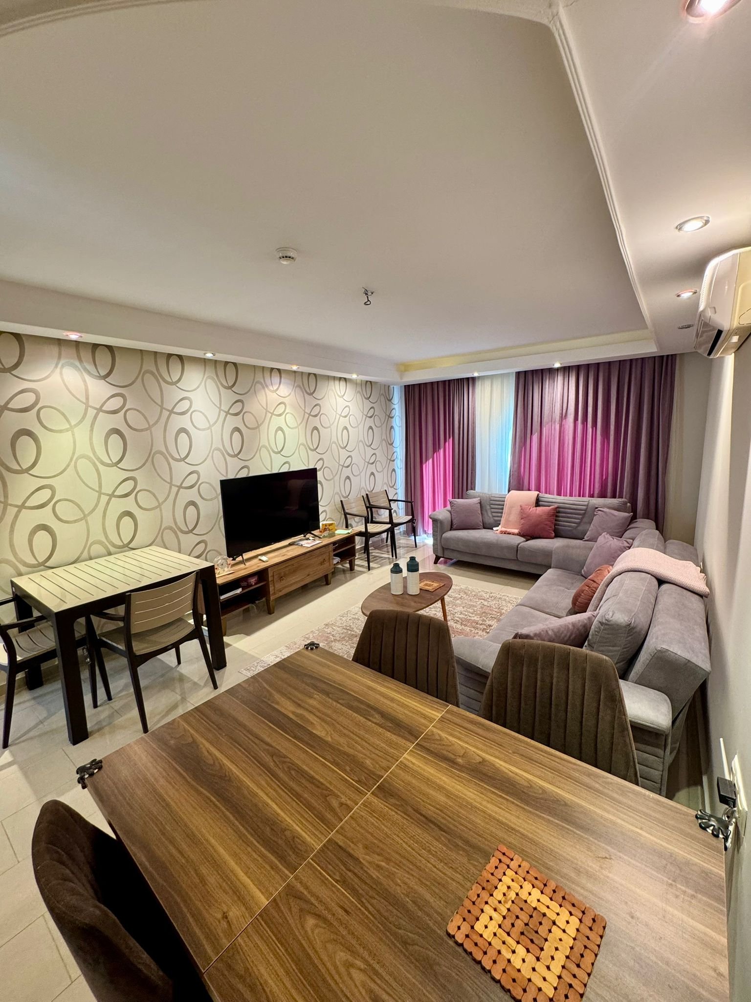 76a407d4-eb65-425f-85bc-73ab9303ddbb