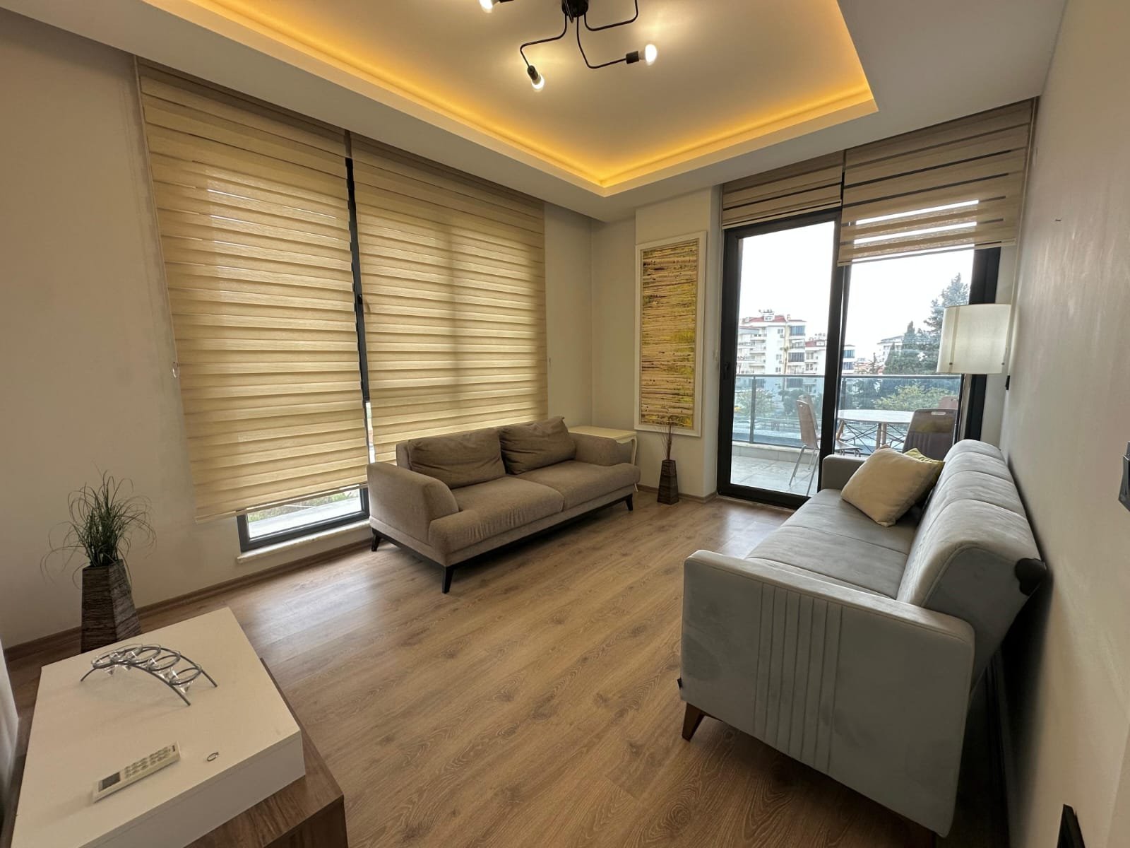 16351c63-b485-44f6-8714-a0413952d827