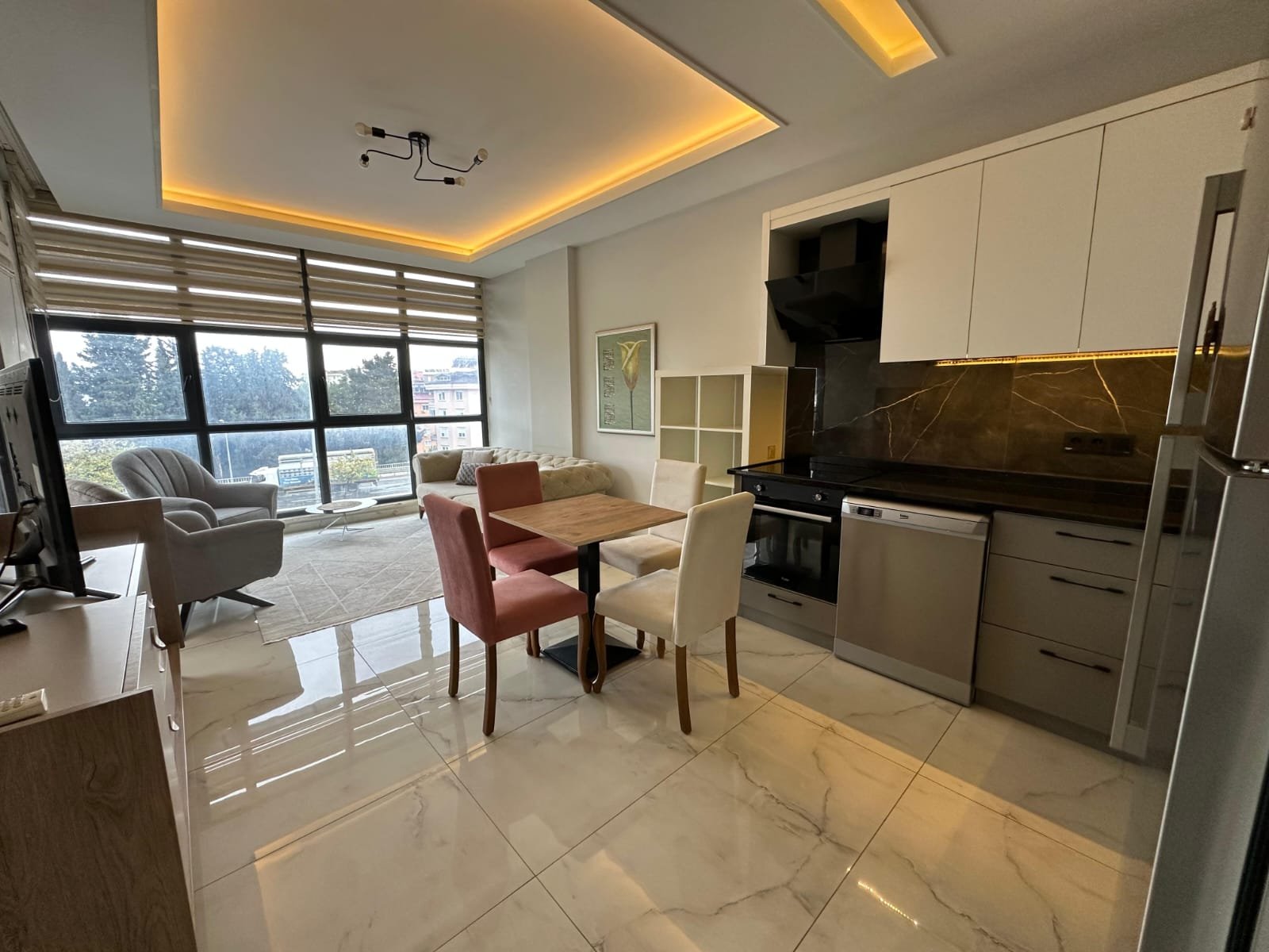 570c7128-42f2-405e-8caa-d49e8a559e09(1)