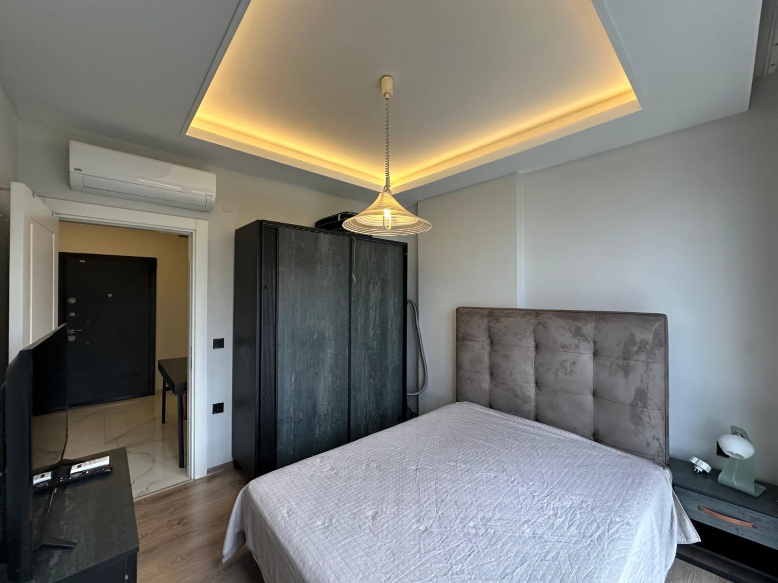 897d23df-4dbf-494e-a081-61a514622a0c(1)