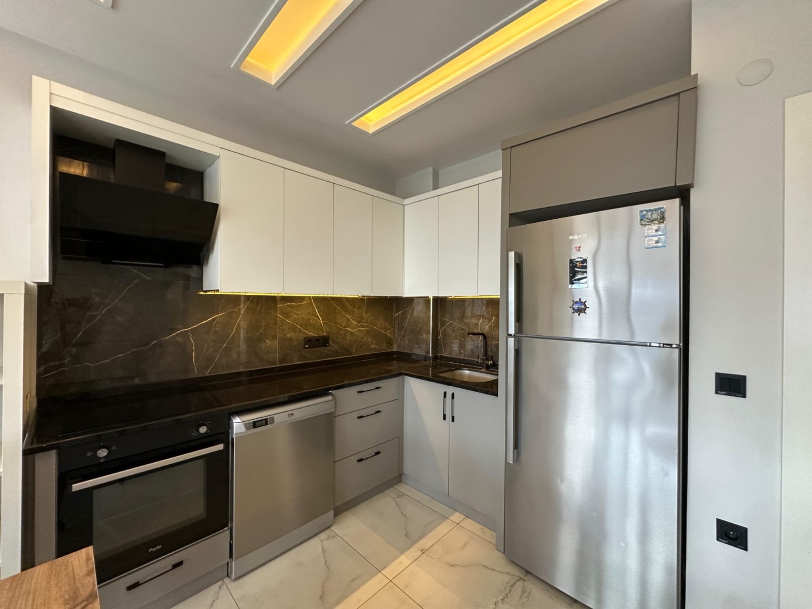 b158ce98-e134-476c-a5f4-78972316199f