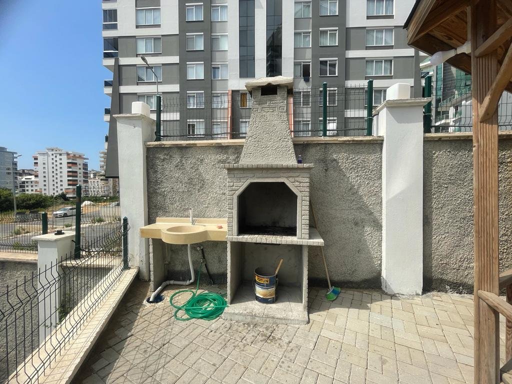 f8cd7549-c92b-41e8-8d0b-d264f1113b57