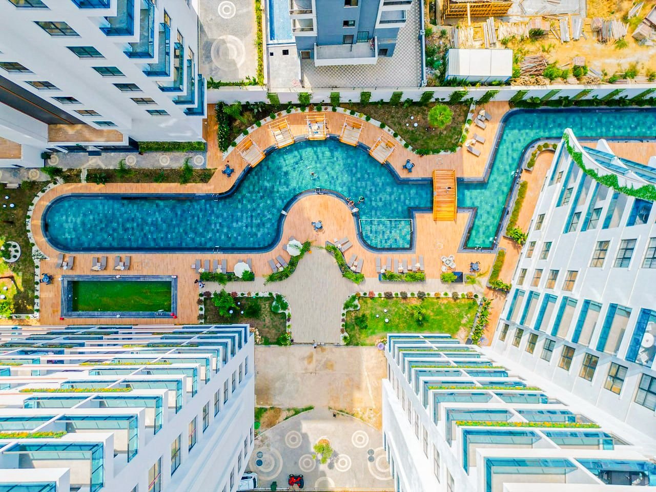 2f7305a7-2612-4401-b859-2e81754f45b9