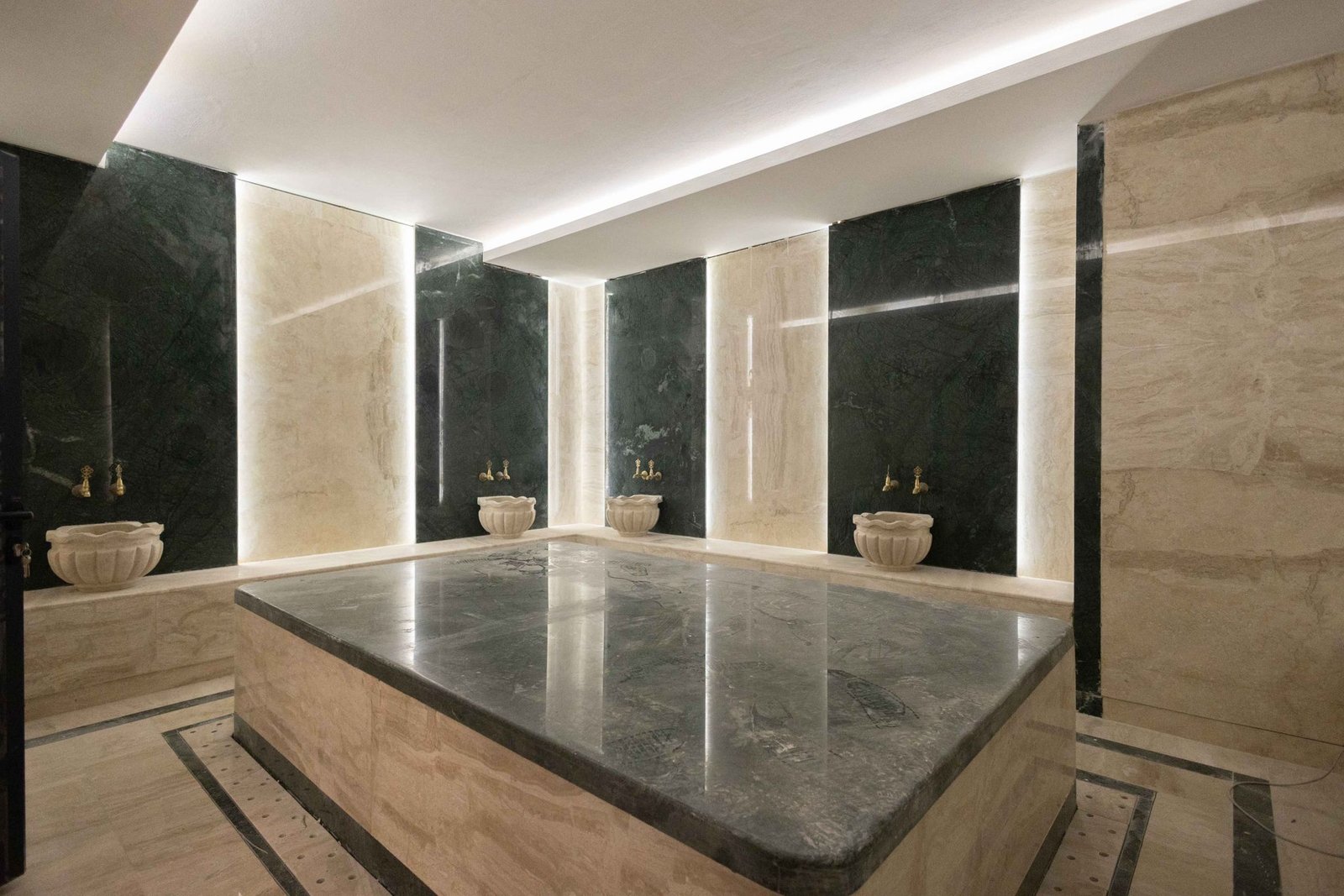 4b56caa3-a777-4e20-8282-8d9a04d51388