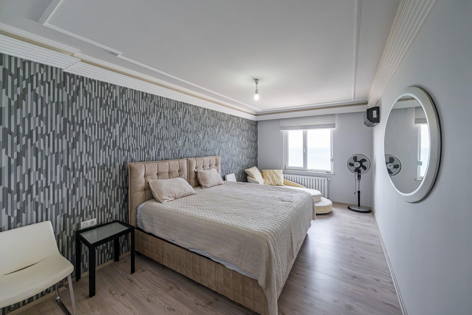 DSCF3592-Enhanced-NR