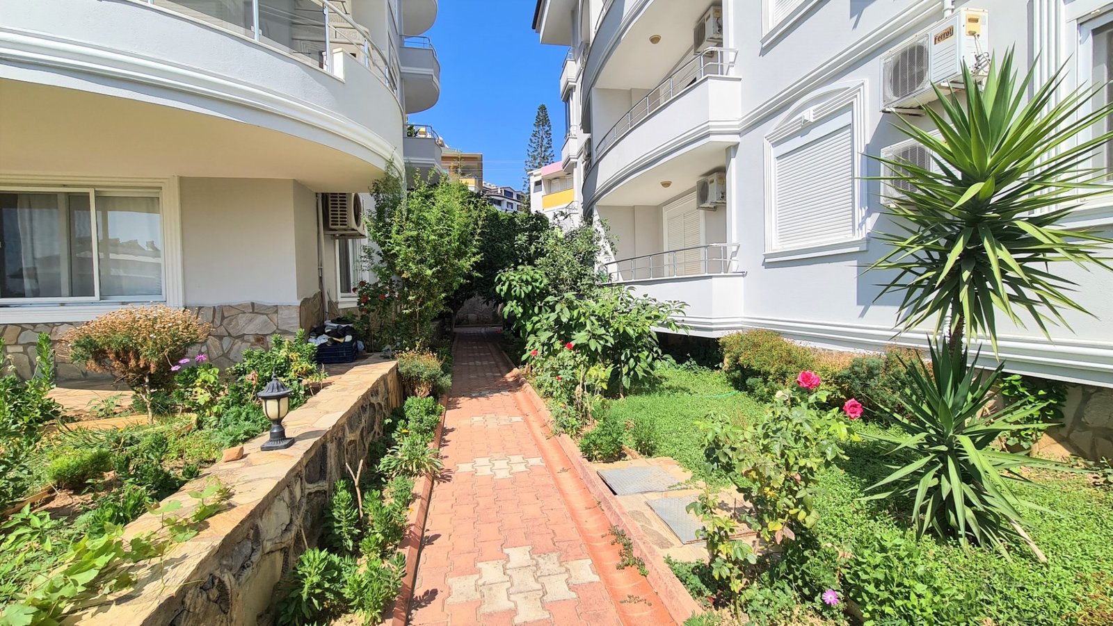 _storage_emulated_0_Download_Maple Leaf 4-1 penthouse sea view (102) (Büyük)-1